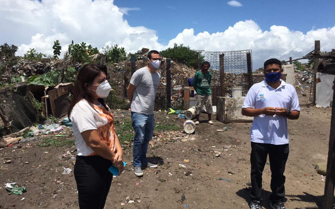 Prefeita Maninha visita lixão e propõe criação de cooperativa de reciclagem