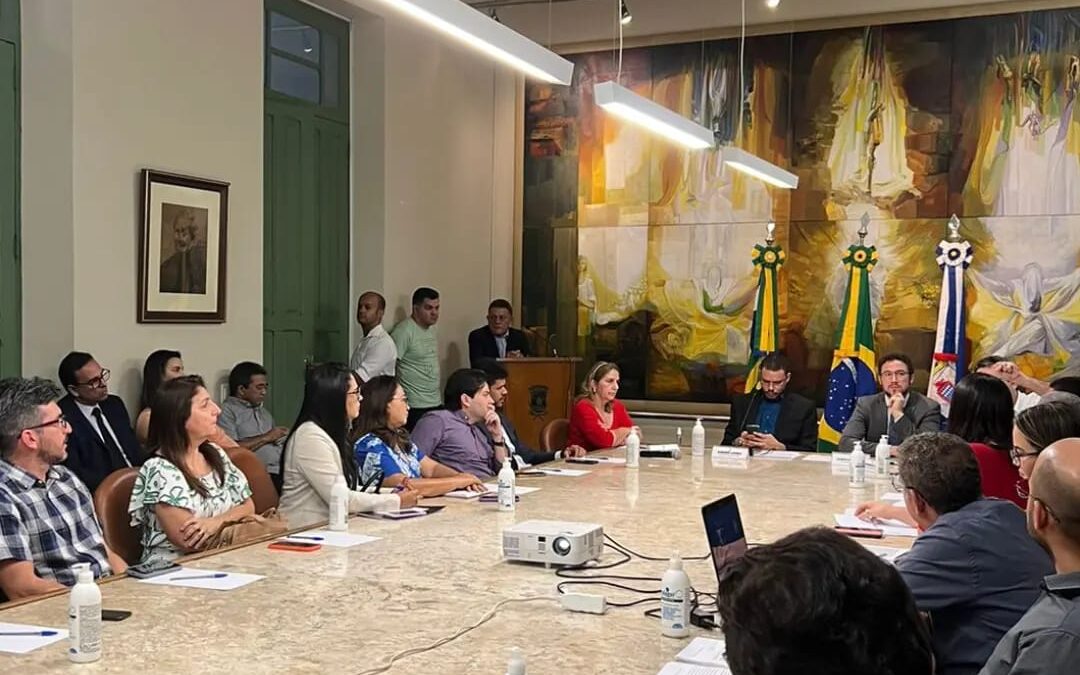 Prefeita Maninha participa de reunião sobre as mudanças no repasse do ICMS