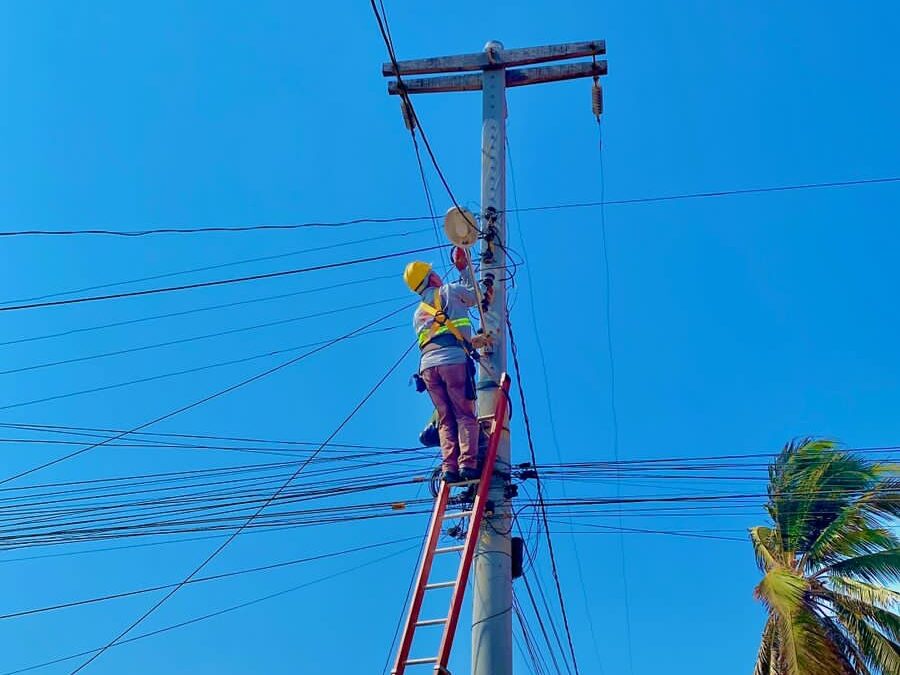 Iluminação pública de Luís Correia realiza reparos preventivos em quatro bairros
