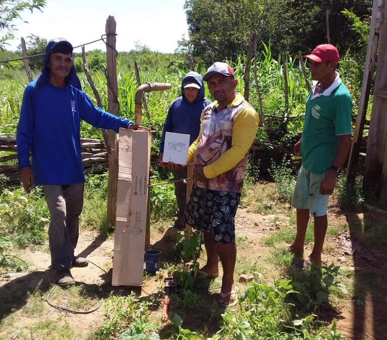 Maninha Fontenele instala 22 bombas de água em Luís Correia
