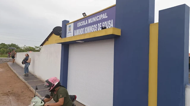  Prefeitura de Luís Correia inaugura mais uma escola reformada na zona rural do município