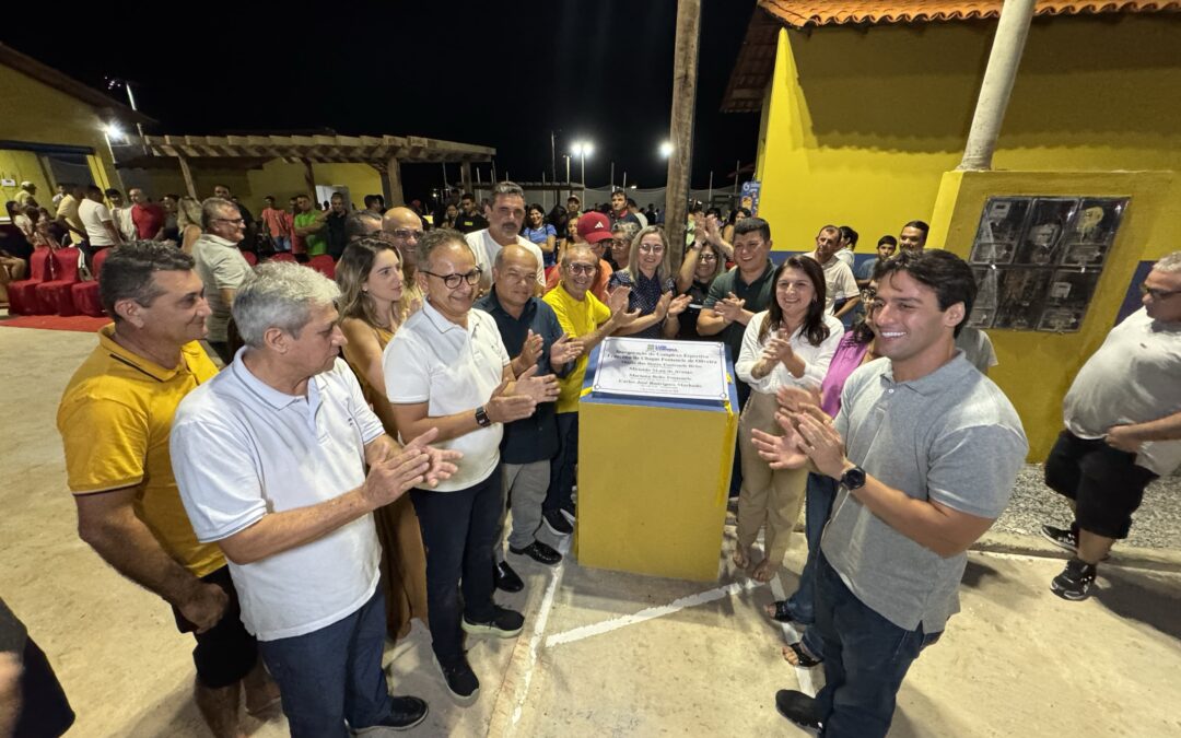 Prefeita Maninha Fontenele inaugura o Complexo Esportivo no povoado Poço Verde