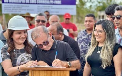 Prefeita Maninha Fontenele dá ordem de serviço para retomada das obras da escola do povoado Curral Velho após 10 anos de paralisação